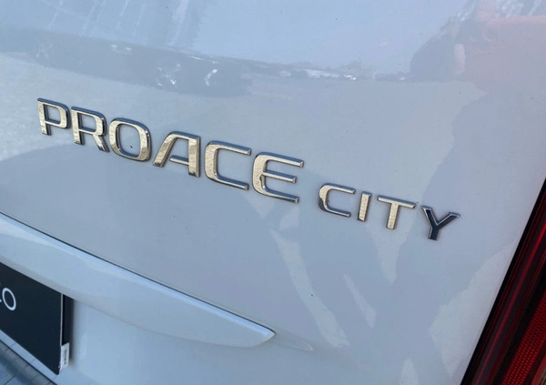 Toyota Proace City Verso cena 101000 przebieg: 30660, rok produkcji 2020 z Kalisz małe 596